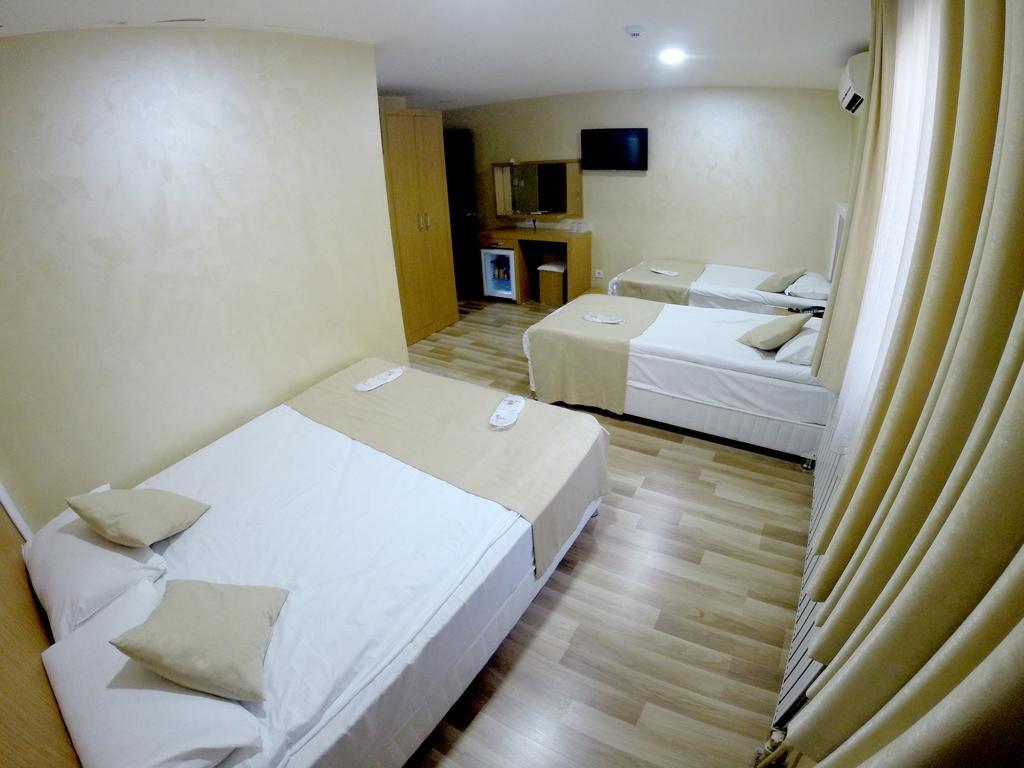 Lal Hotel Istanboel Buitenkant foto