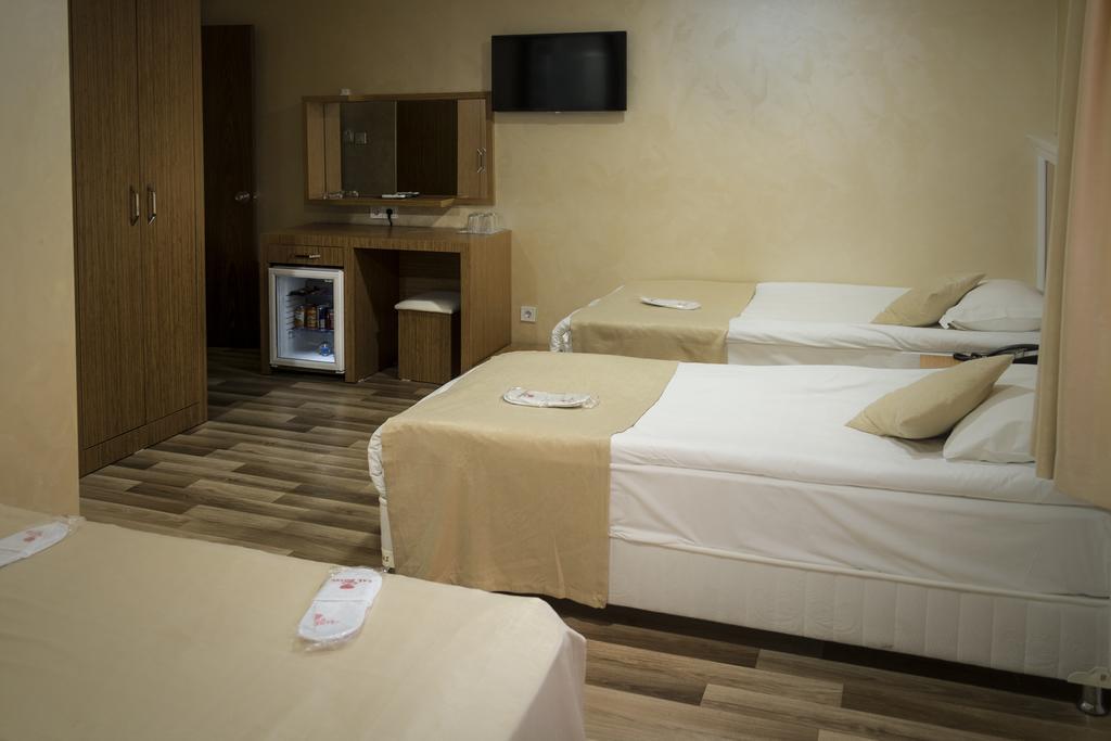 Lal Hotel Istanboel Buitenkant foto